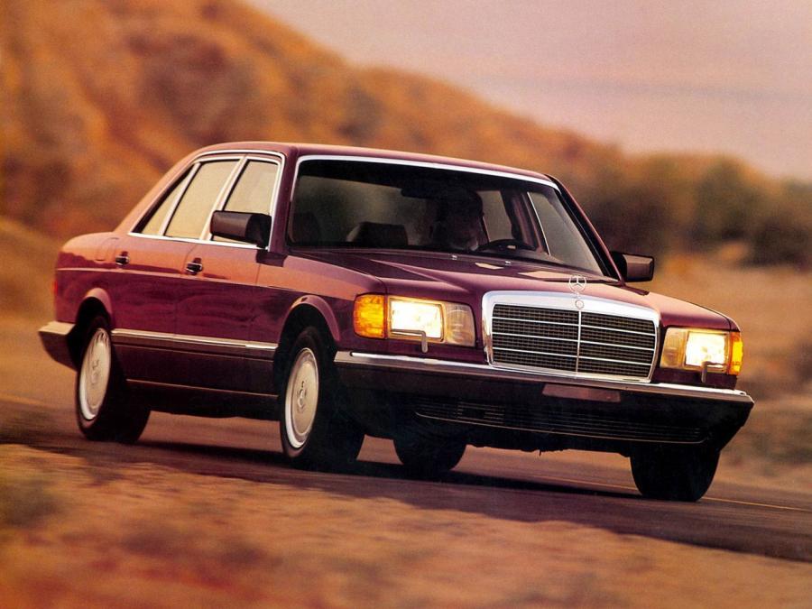  Mercedes-Benz 420 SEL 1985 года  (US) (фото 1 из 2)